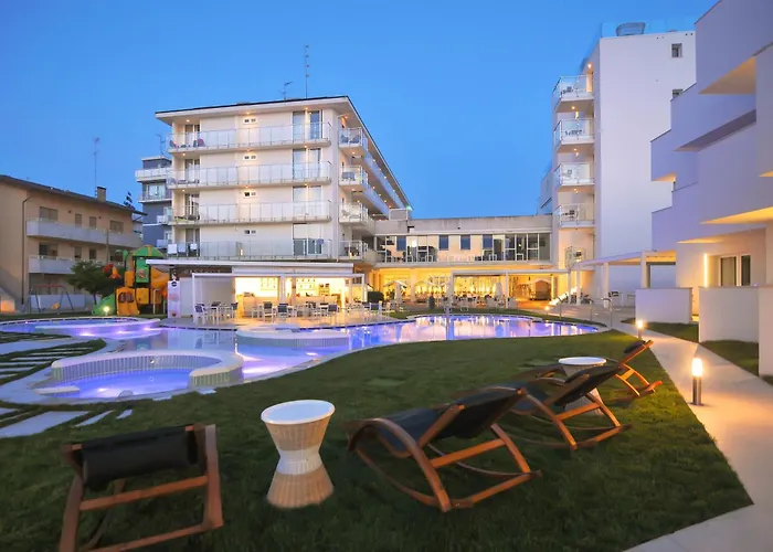 Marina Palace Hotel