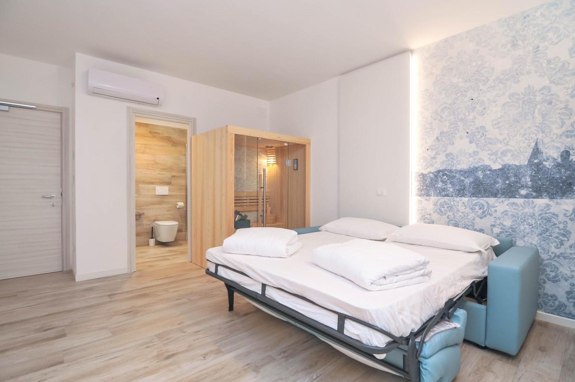 Marina Palace 4*