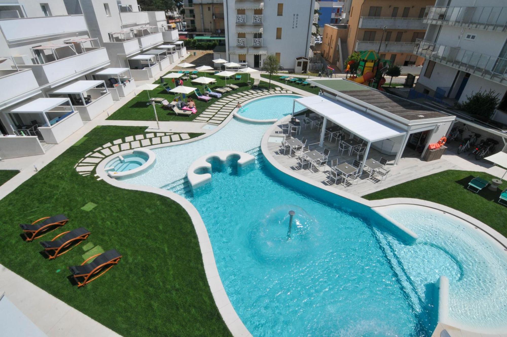 Marina Palace Hotel 4*